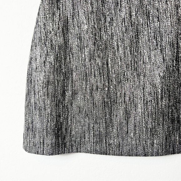 H&M Shiny Black Silver Shiny Women Mini Skirt Size 6 / Fits like a 2 - Picture 2 of 5
